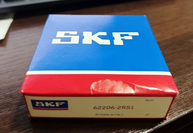 Підвісний підшипник передньої півосі 622062RS1 SKF
