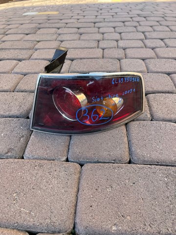 Задній правий зовнішній ліхтар 6L6945096A VAG