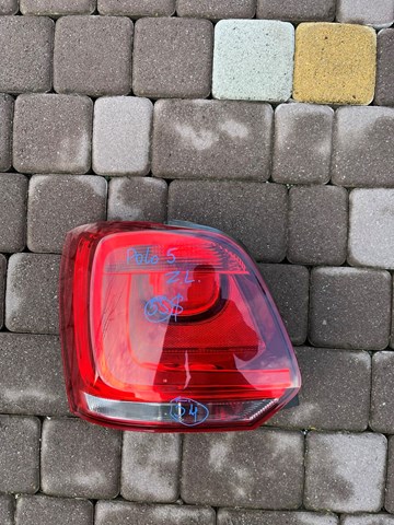 Ліхтар задній лівий 6R0945095L VAG