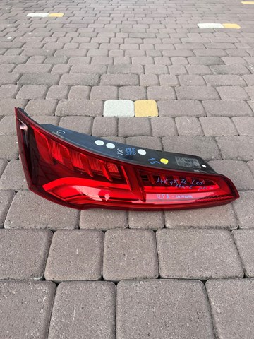 Ліхтар задній лівий 80A945093 VAG