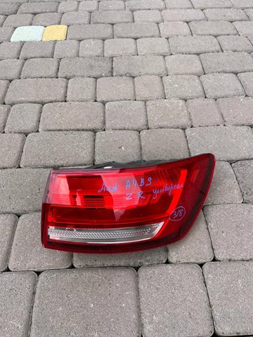 Фара задня права зовнішня 8W9945070 VAG