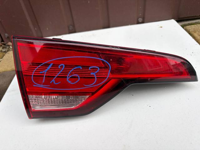 Стоп задній 8W9945075 VAG