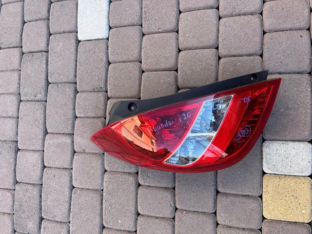 Ліхтар задній лівий 924011J000 HYUNDAI