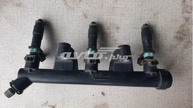 Форсунка дизельна в зборі, розпилювач + тримач 03D906031F VAG