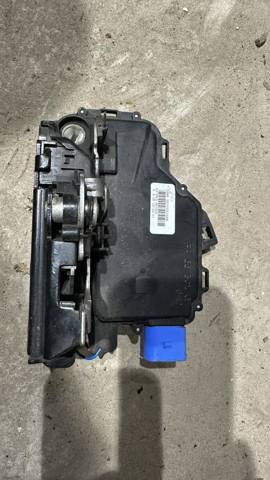 Внутрішній дверний замок 5J1837016 VAG