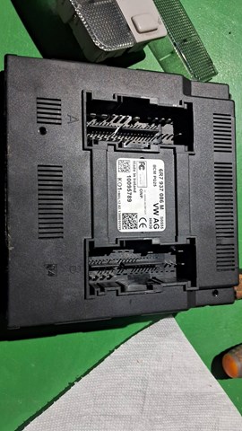 Блок управління комфорту 6R7937086M VAG