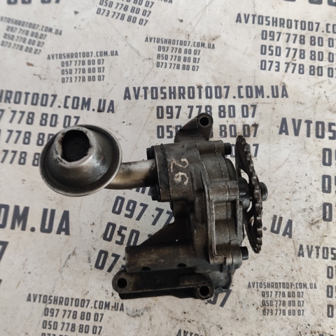 Маслонасос 06A115105 VAG