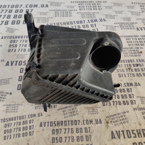 Коробка фільтра 281102P300 HYUNDAI
