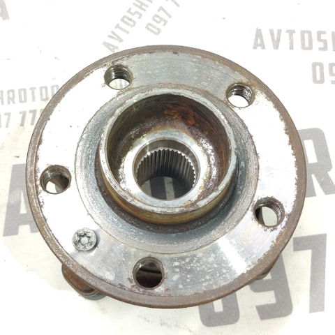 Маточини передніх коліс 32451846 VOLVO