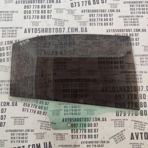 Вікно задніх дверей 5JA845206A VAG