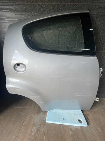 Двері пасажирські задні праві 9006J3 PEUGEOT