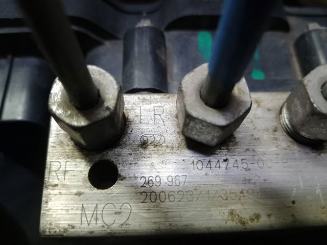 Насос АБС (ABS) головного гальмівного циліндру 104474500B TESLA