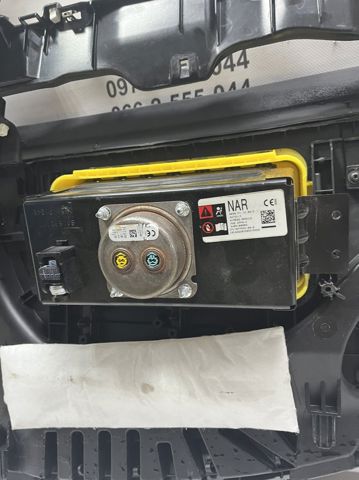 Подушка безпеки бокова 107782300G TESLA