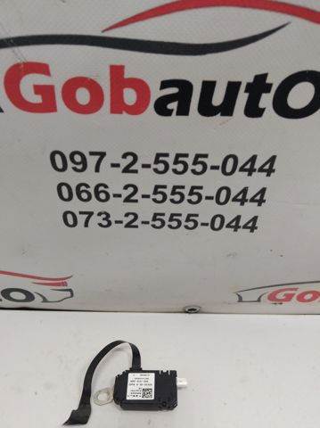 Підсилювач сигналу антени 107973500A TESLA