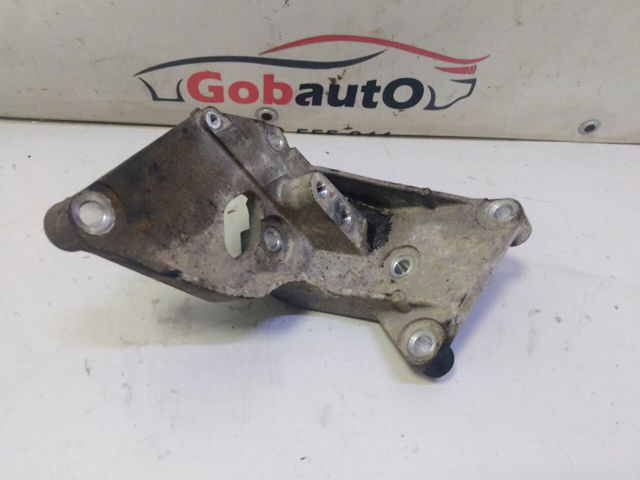 Подушка (опора) двигуна, ліва 11220JG71A NISSAN