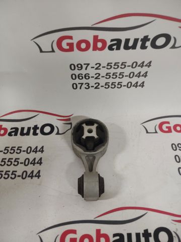 Подушка (опора) двигуна, права верхня 113504BA0A NISSAN