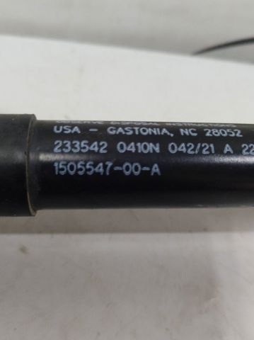 Амортизатор під капот 150554700A TESLA