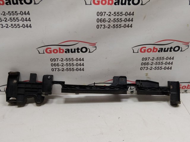 Кронштейн/подушка кріплення радіатора, верхній 215424EA0A NISSAN