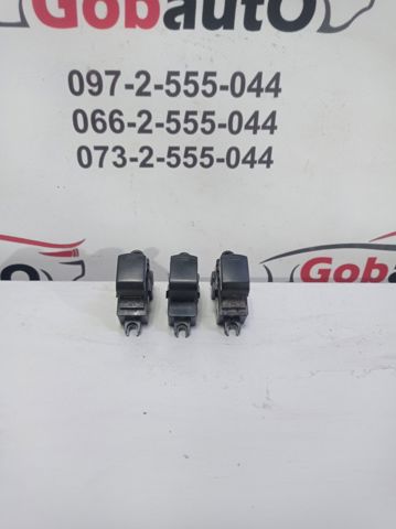 Кнопка підйомника задніх стекол 25411BR00A NISSAN