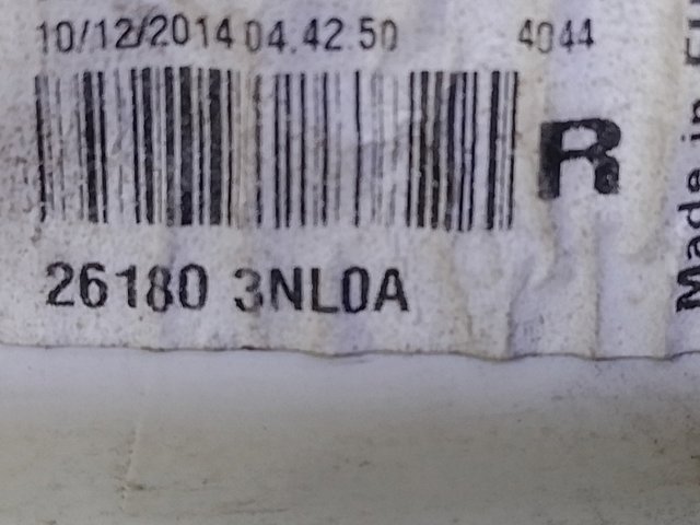 Поворотник правий 261803NL0A NISSAN