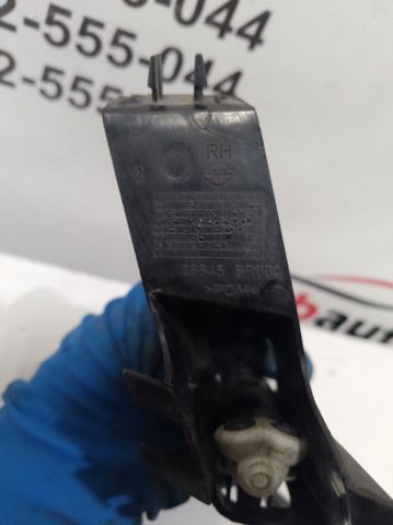 Форсунка омивача фари передньої, правої 28611BR00A NISSAN