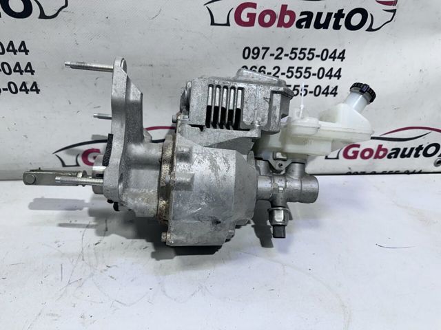 Циліндр гальмівний, головний 460073NF0A NISSAN