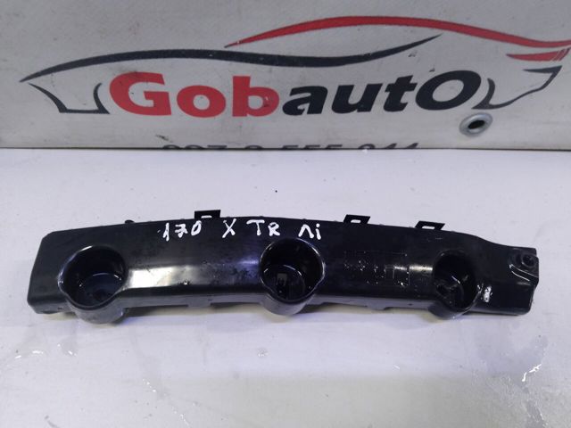 Кронштейн бампера переднього, лівий 622234CL0A NISSAN