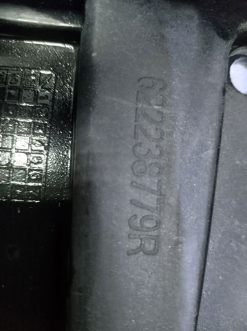 Кріплення фари передньої, лівої 622238779R RENAULT