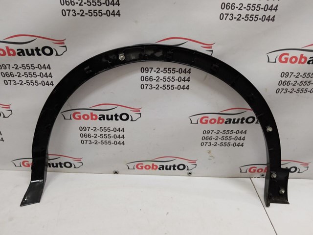 Молдинг арки крила переднього, правий 638104EA0A NISSAN