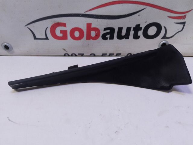 Ущільнювач крила 668944CL0A NISSAN