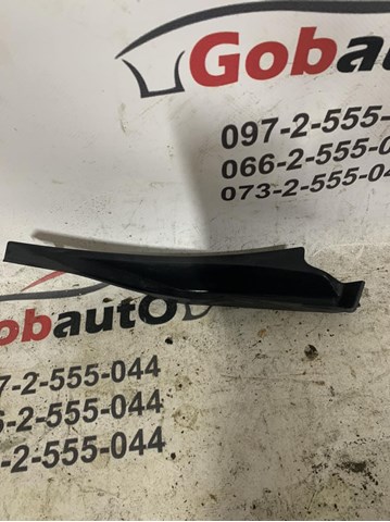Молдинг переднього лівого крила 668953NA0A NISSAN