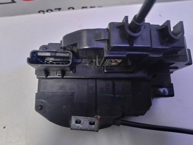 Замок дверей водія 805014BA0B NISSAN