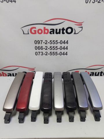 Ручка передньої двері зовнішня ліва 80606EA060 NISSAN