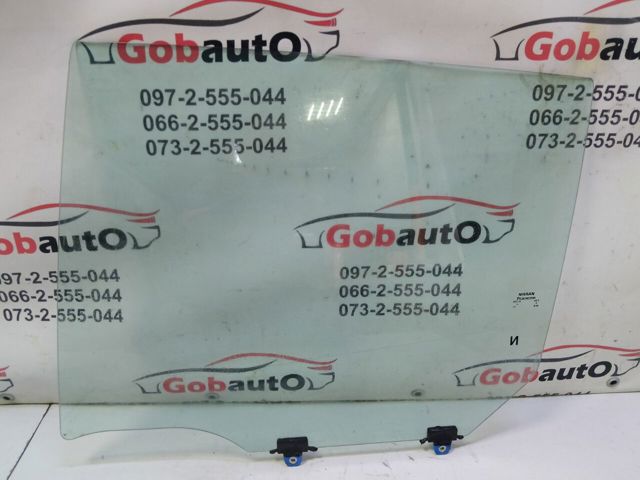 Скло задніх дверей, лівих 823013NF1A NISSAN