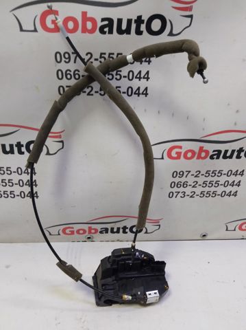Замок задніх дверей, правих 825004EA0B NISSAN