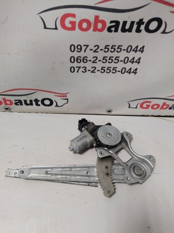 Двигун стеклопод'емника двері задньої, лівої 827313NF0A NISSAN