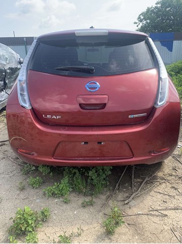 Бампер задній 850223NF0H NISSAN