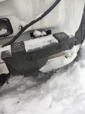 Абсорбер бампера заднього 850923NA0A NISSAN