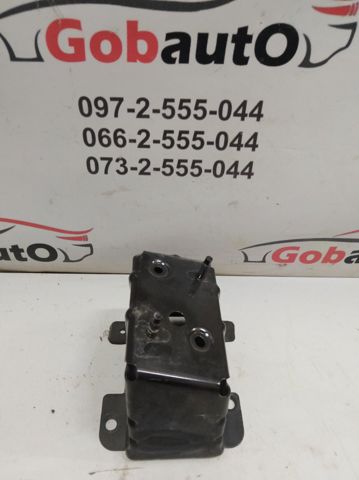 Кронштейн підсилювача заднього бампера 852103NA0A NISSAN