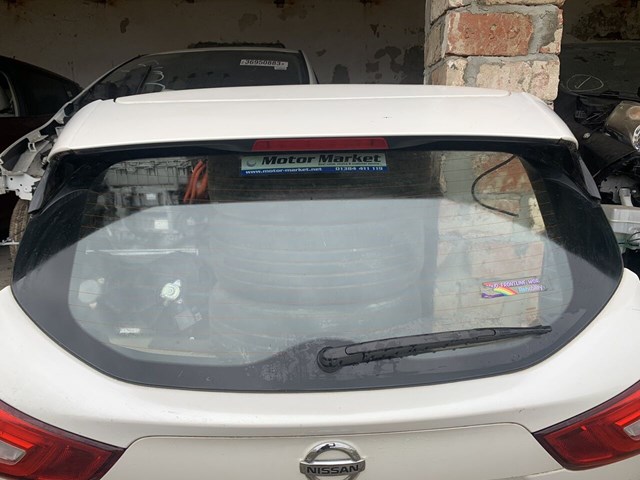 Скло ляди 903004EA0A NISSAN