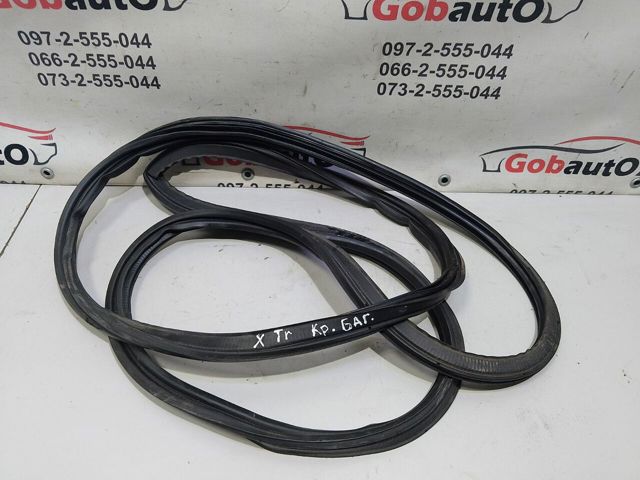 Ущільнювач задніх 3/5-й двері 908304CC0A NISSAN