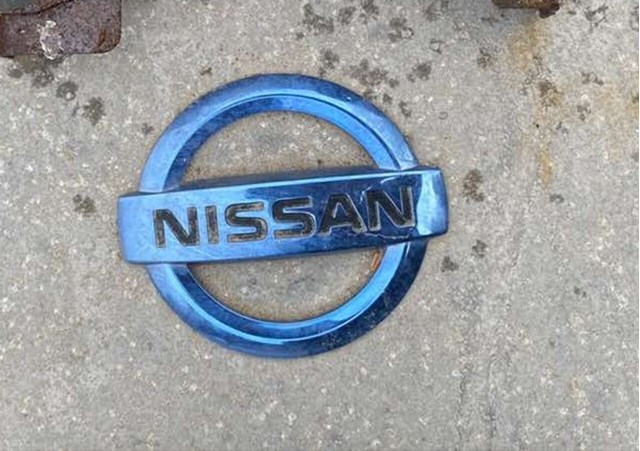 Емблема кришки багажника, фірменнийзначок 908903NA0A NISSAN