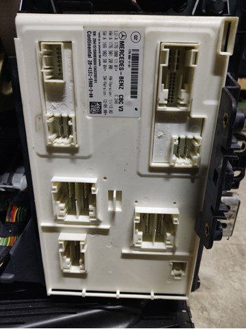 Блок управління сигналами SAM A1769001101 MERCEDES