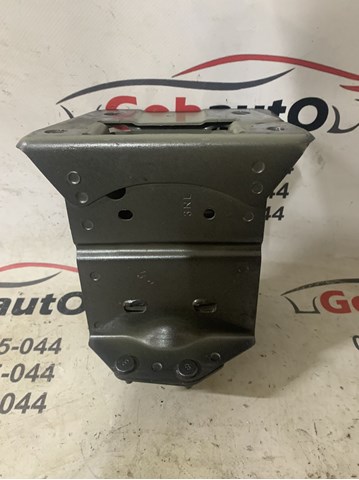 Кронштейн підсилювача переднього бампера G51153NFMA NISSAN