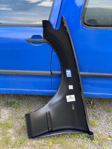 Переднє праве крило 41357042324 BMW