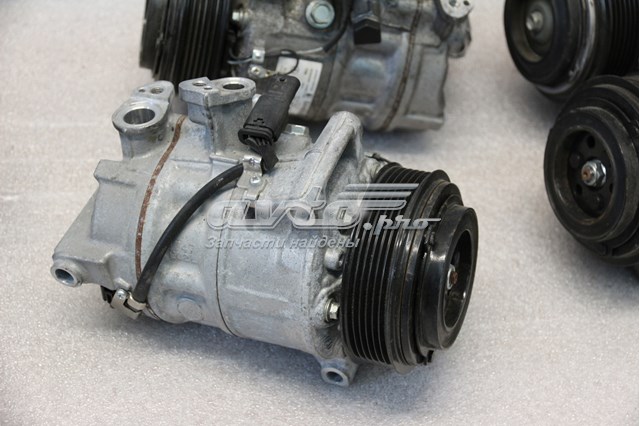 Компресор холодоагенту A0008303702 MERCEDES