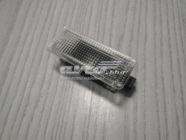 Лампочка освітлення салону A0028201401 MERCEDES