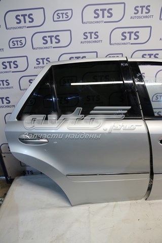 Двері пасажирські задні праві A1647300205 MERCEDES