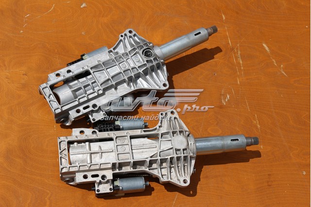 Колонка рульова A2054608801 MERCEDES