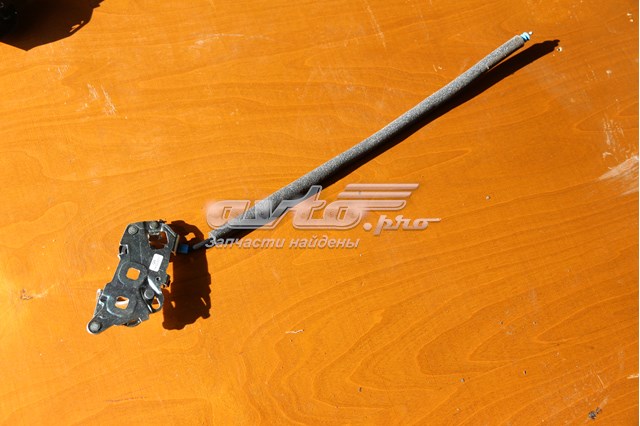 Мотор (клапан) дотягування багажника A2057600700 MERCEDES